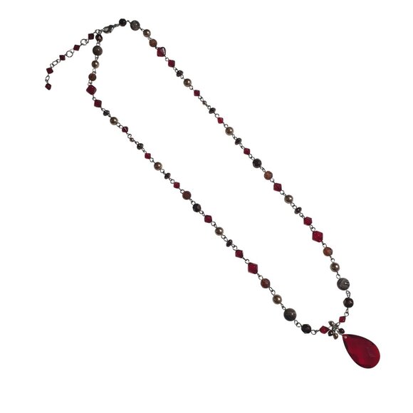 Vintage Crystal Necklace Red Glass Bead Teardrop Pendant Lightweight Jewelry - Picture 1 of 5